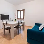 شقة Nuovi Tri E Bilocali In Con Piscina A Porto Cervo 800mt Mare ليسيا دي فاكا
