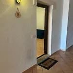 شقة Nuovi Tri E Bilocali In Con Piscina A Porto Cervo 800mt Mare ليسيا دي فاكا