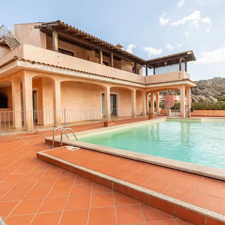 Nuovi Tri E Bilocali In Con Piscina A Porto Cervo 800mt Mare Daire *